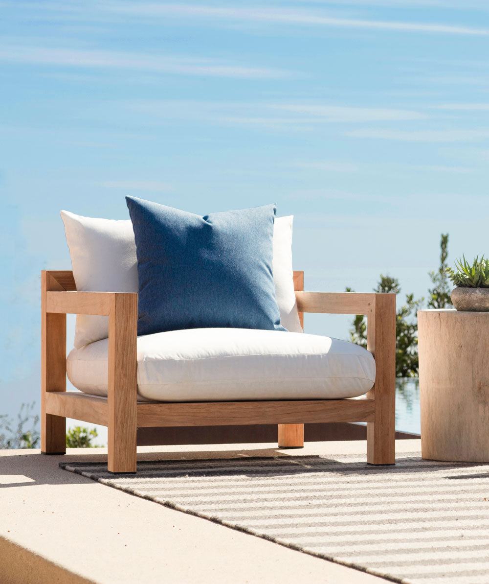 OUTDOOR FURNITURE