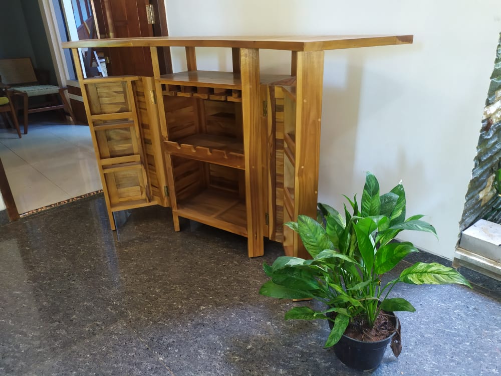 Vero Teak Wood Bar