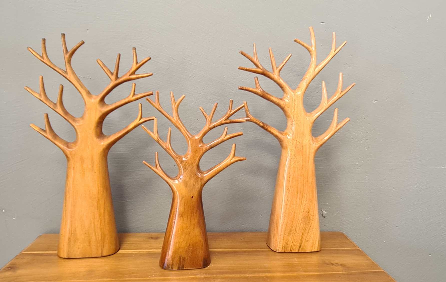 WOODEN JEWELLERY TREE