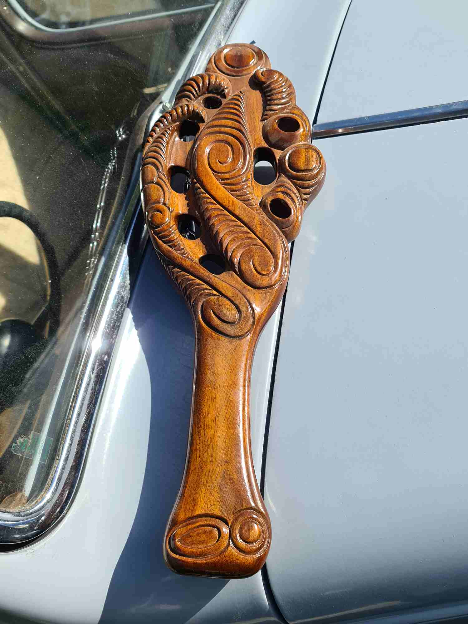 Whanga wood carved Maori Patu