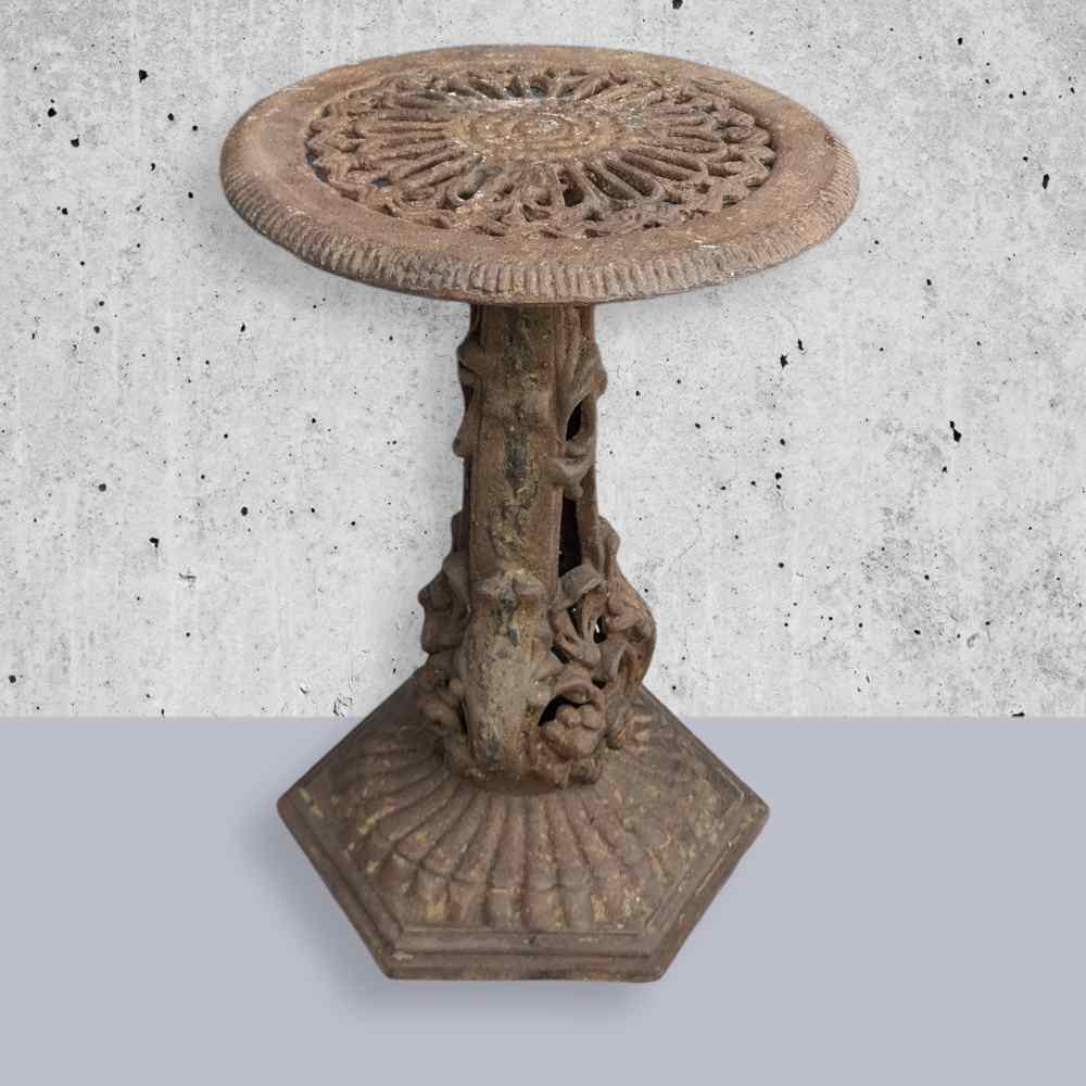 NIMBUS CAST IRON TABLE