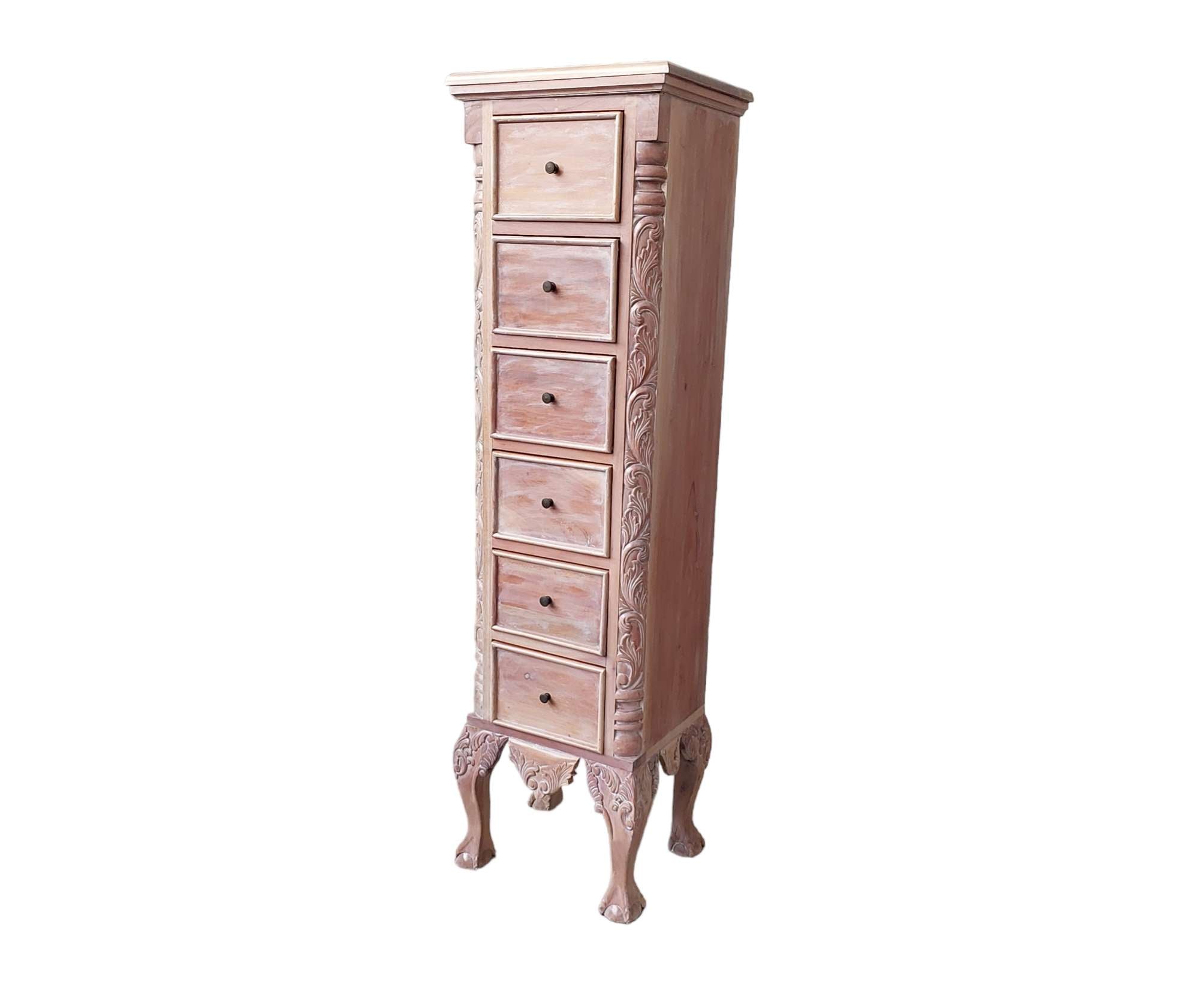 Charles Chippendale Lingeri Chest