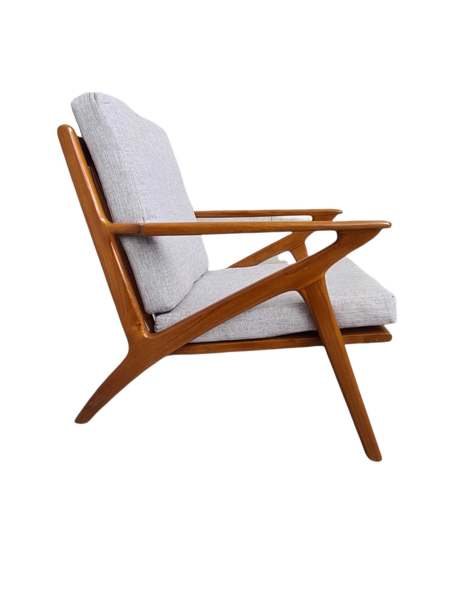 JARAN MID CENTURY ARMCHAIR