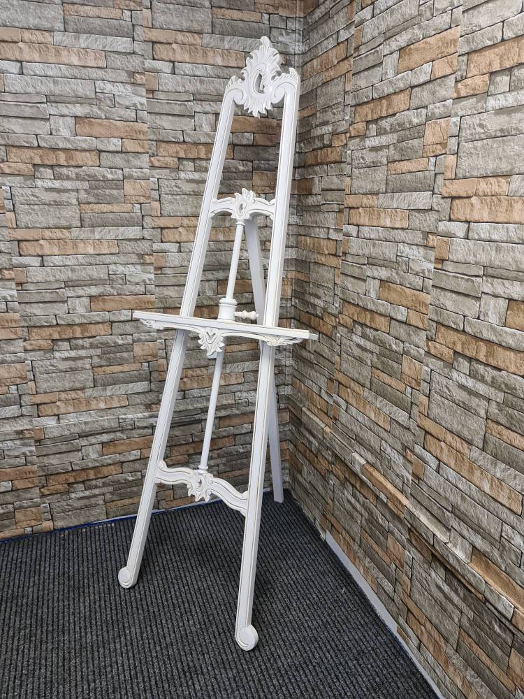 Sophia Victorian Easel