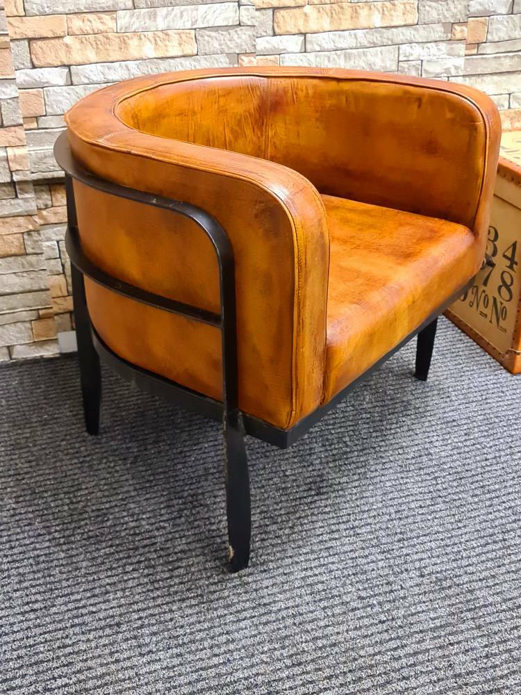 Edison Genuine leather Tub Chair