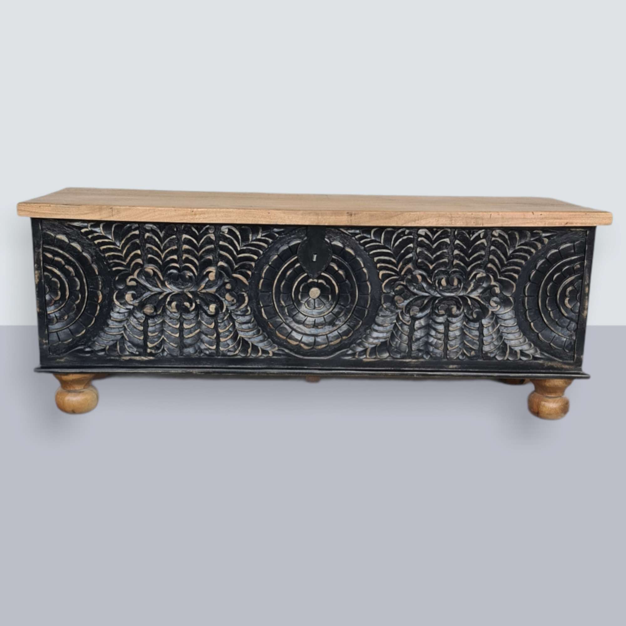 INDORE CARVED INDIAN TRUNK