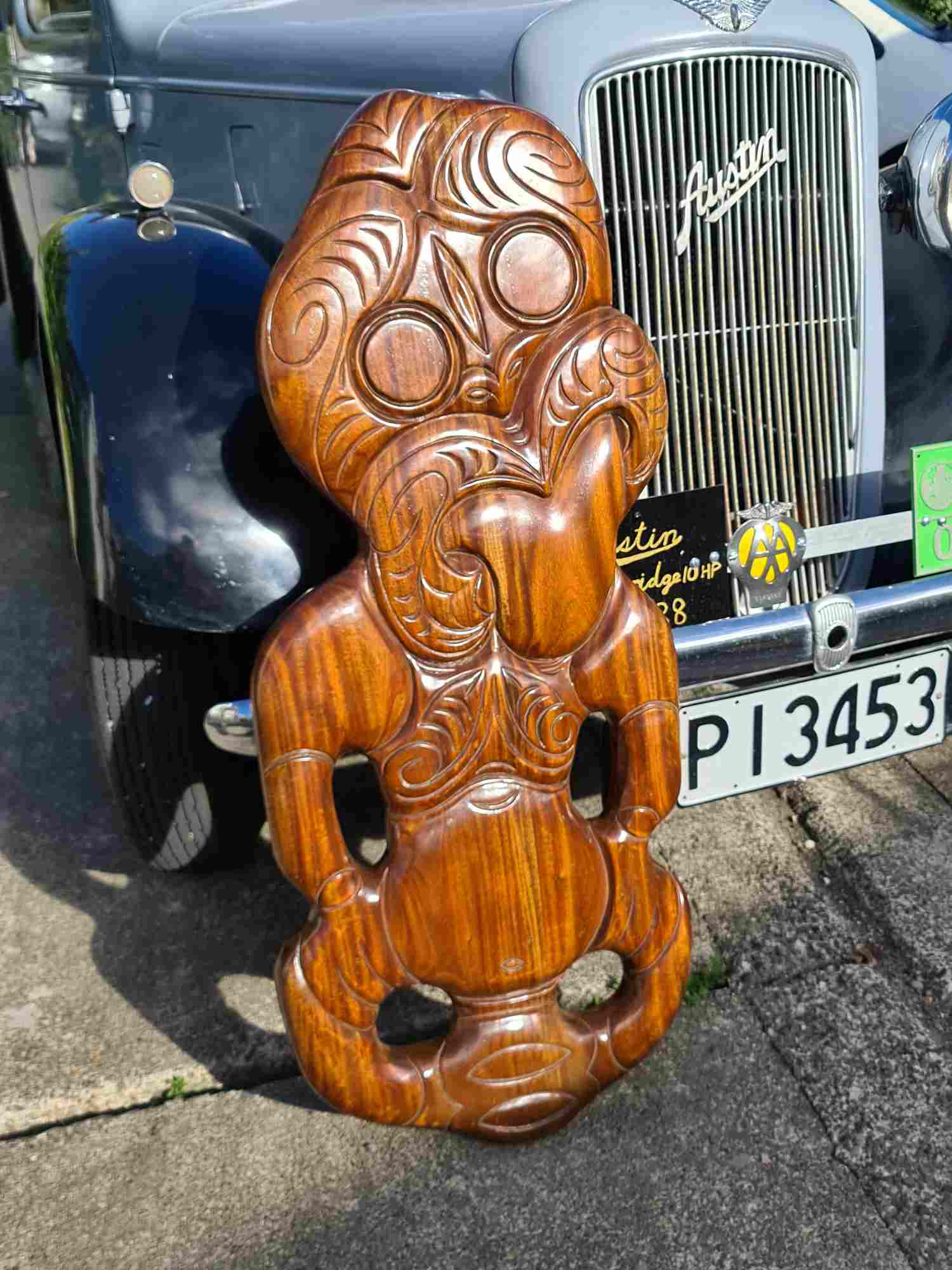 Large Maori Carving