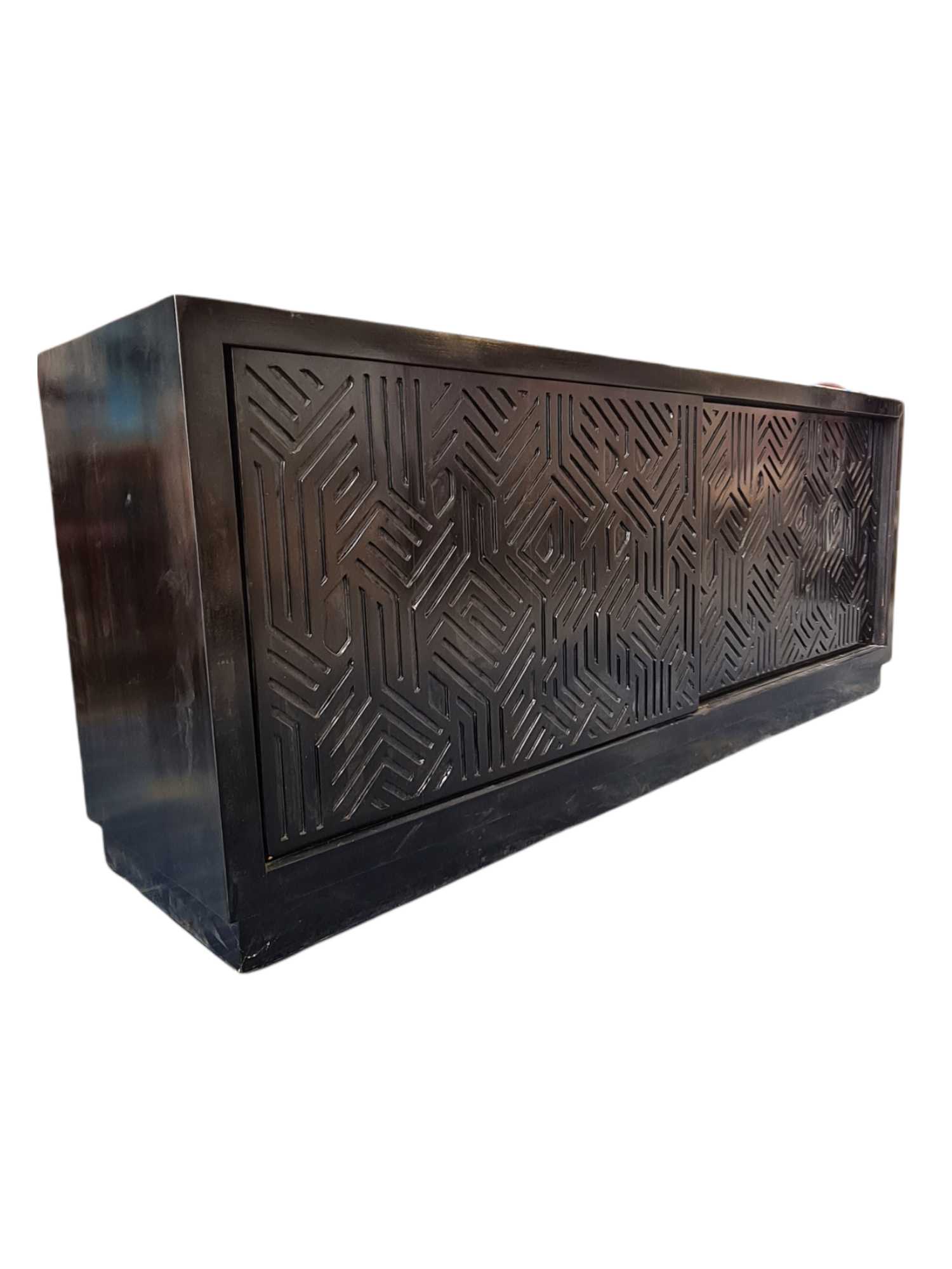 METRIC  LONG SIDEBOARD