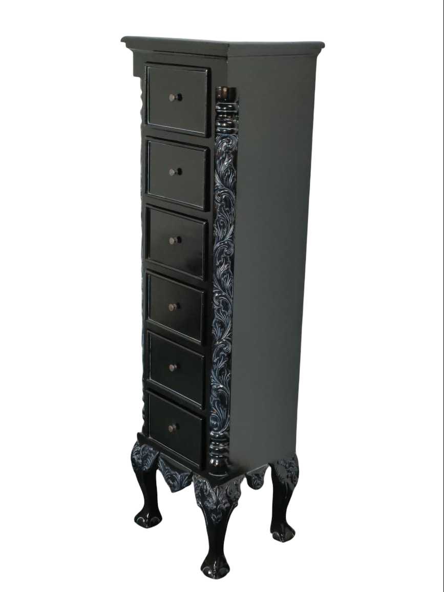 Charles Chippendale Lingeri Chest
