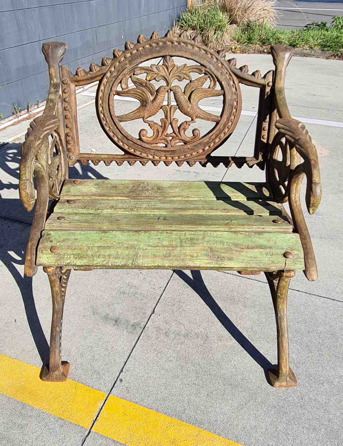 CAST IRON LOVE BIRDS BENCH