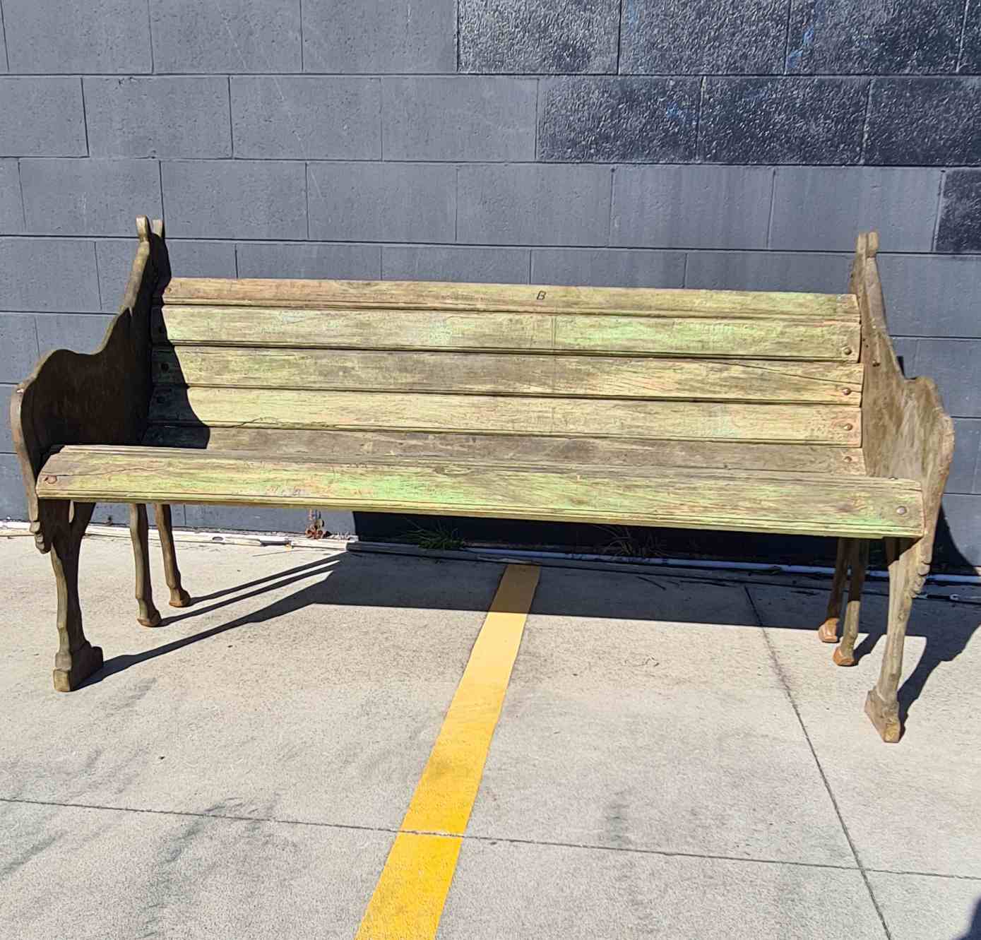 CAST IRON HORSE BENCH