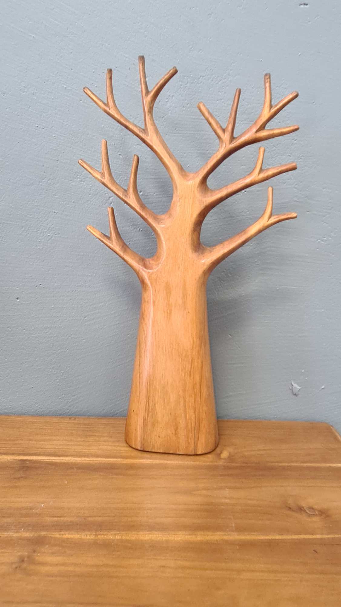 WOODEN JEWELLERY TREE