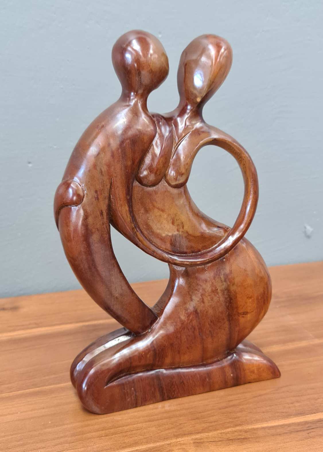 MOTHER CHILD TEAK SCULPTURE