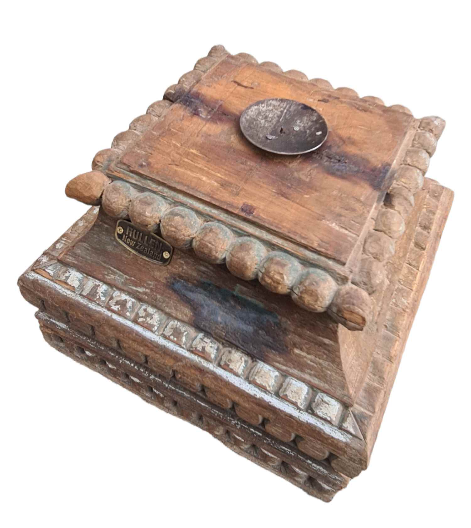 PILLAR CANDLE STANDS