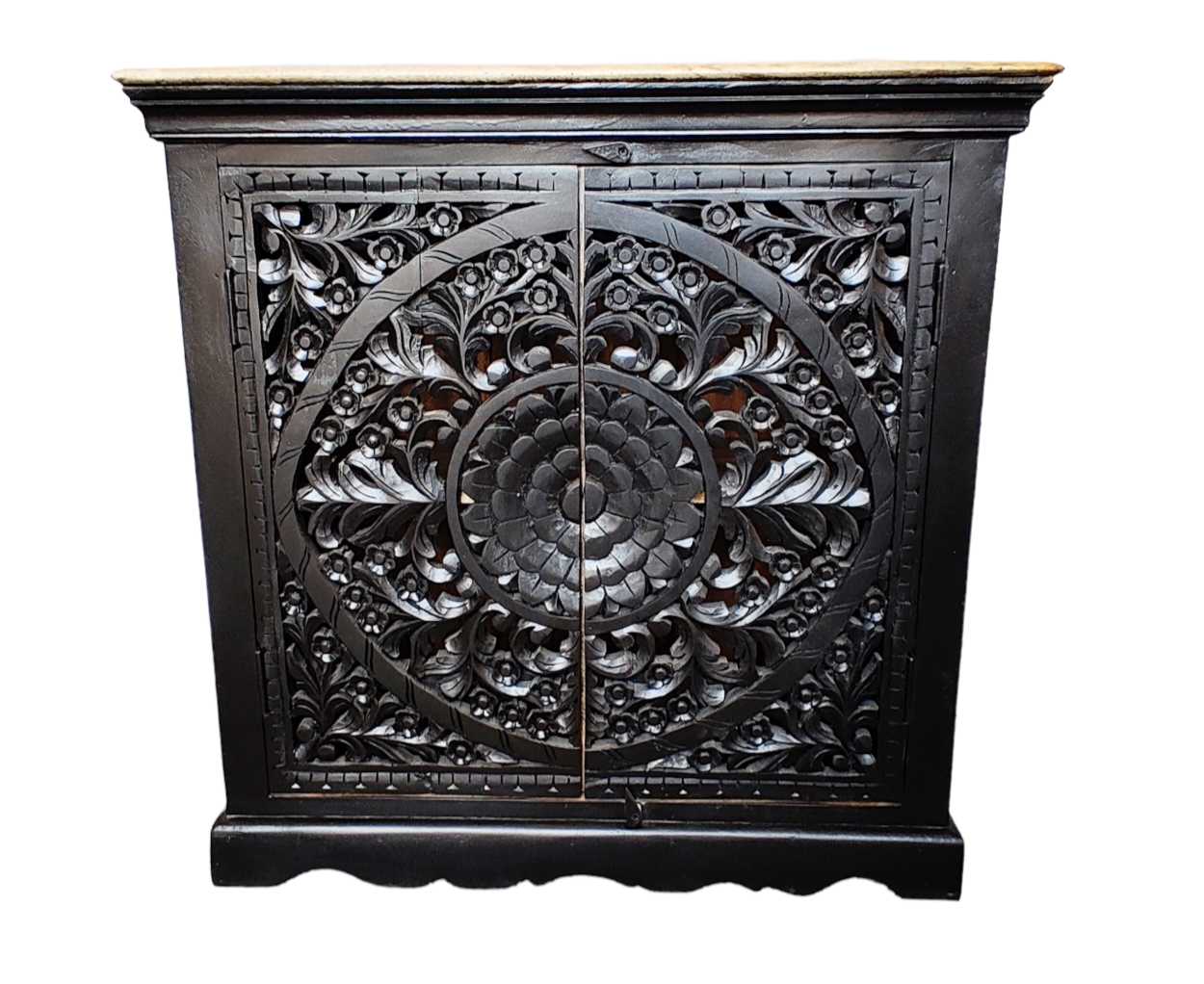 KASOL INDIAN CABINET