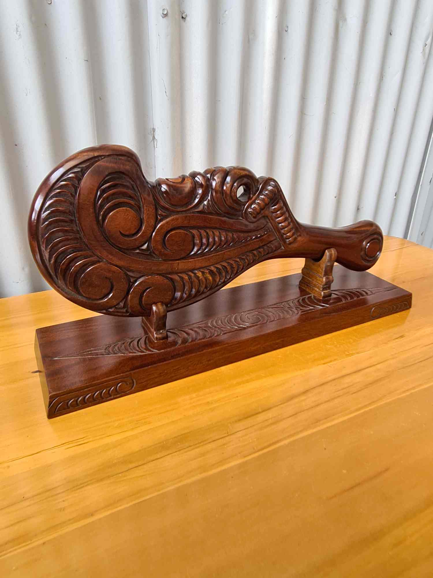 MAORI PATU WITH STAND