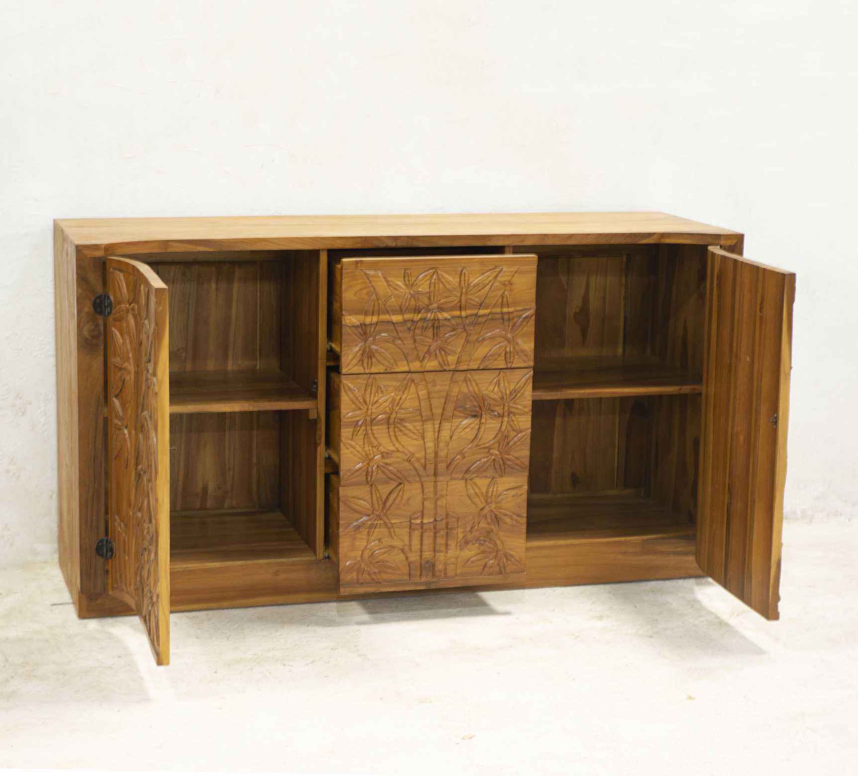VINCENT SIDEBOARD