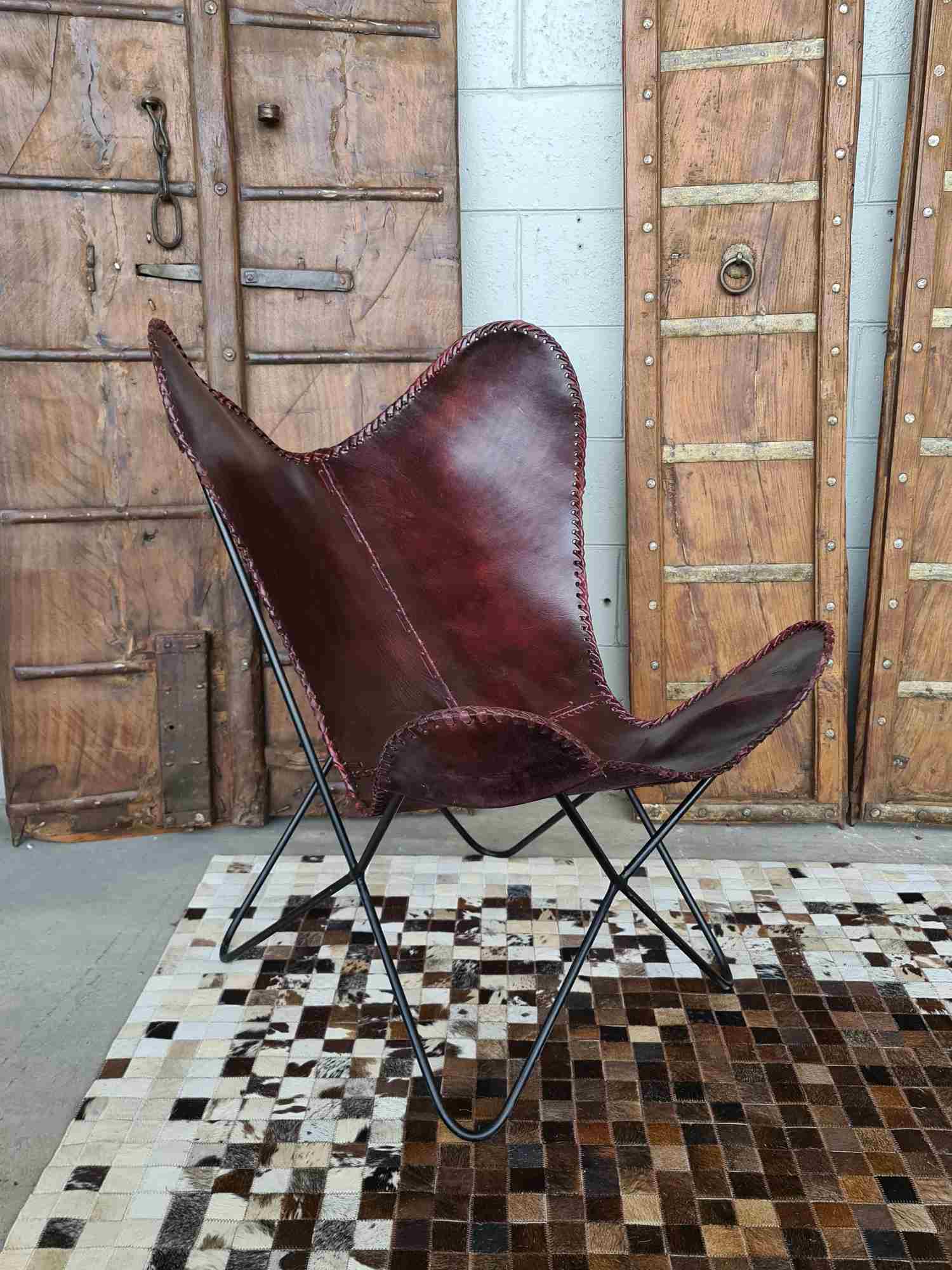 MARILYN LEATHER BUTTERFLY CHAIR