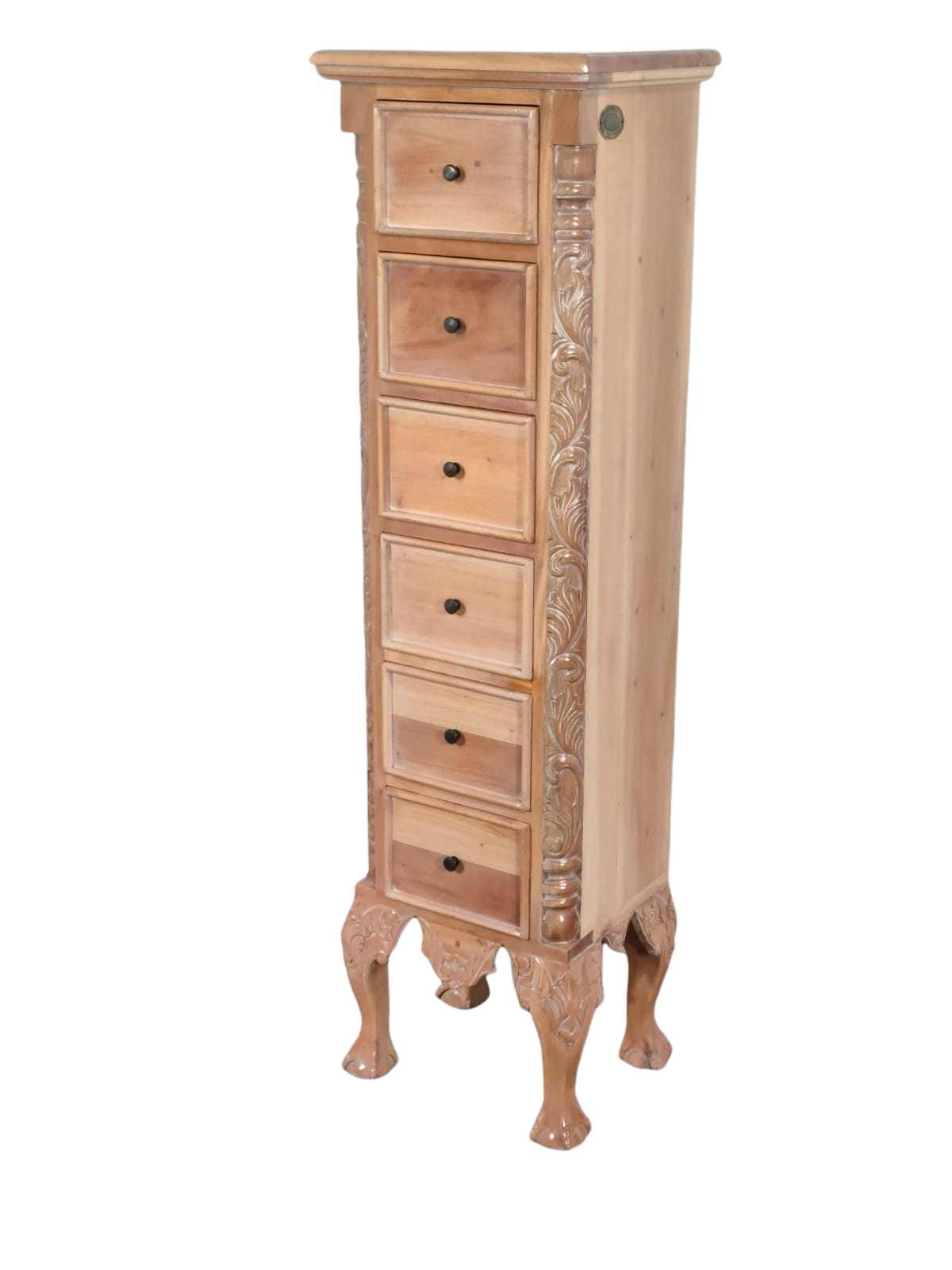 Charles Chippendale Lingeri Chest